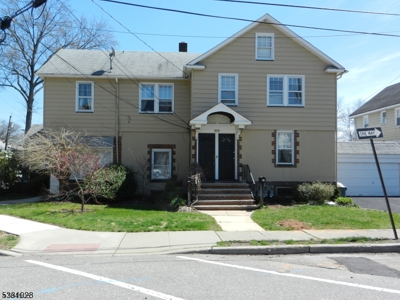 Property Photo:  131 Winslow Pl  NJ 07027 