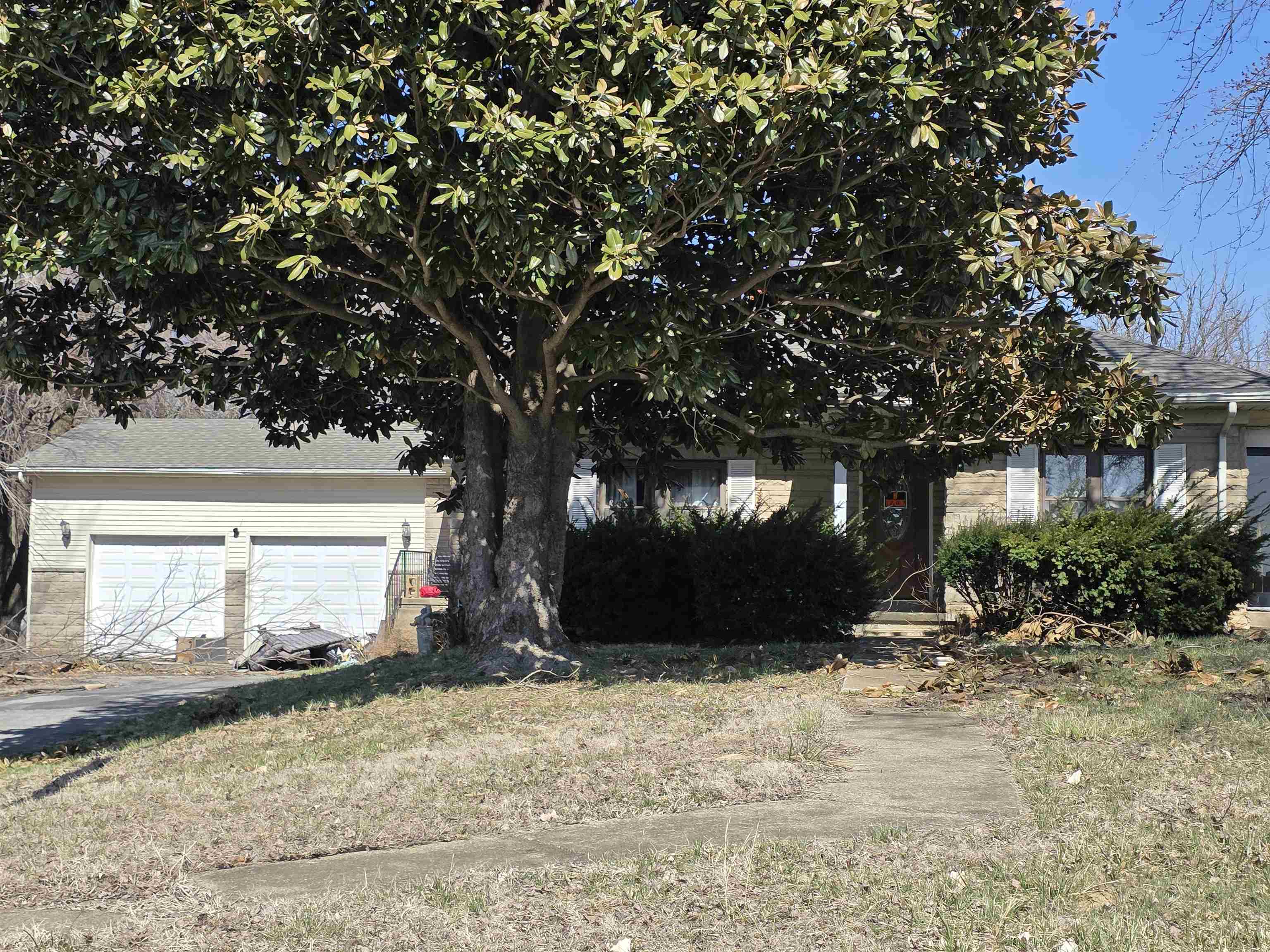 Property Photo:  17198 E State Route 416  KY 42420 