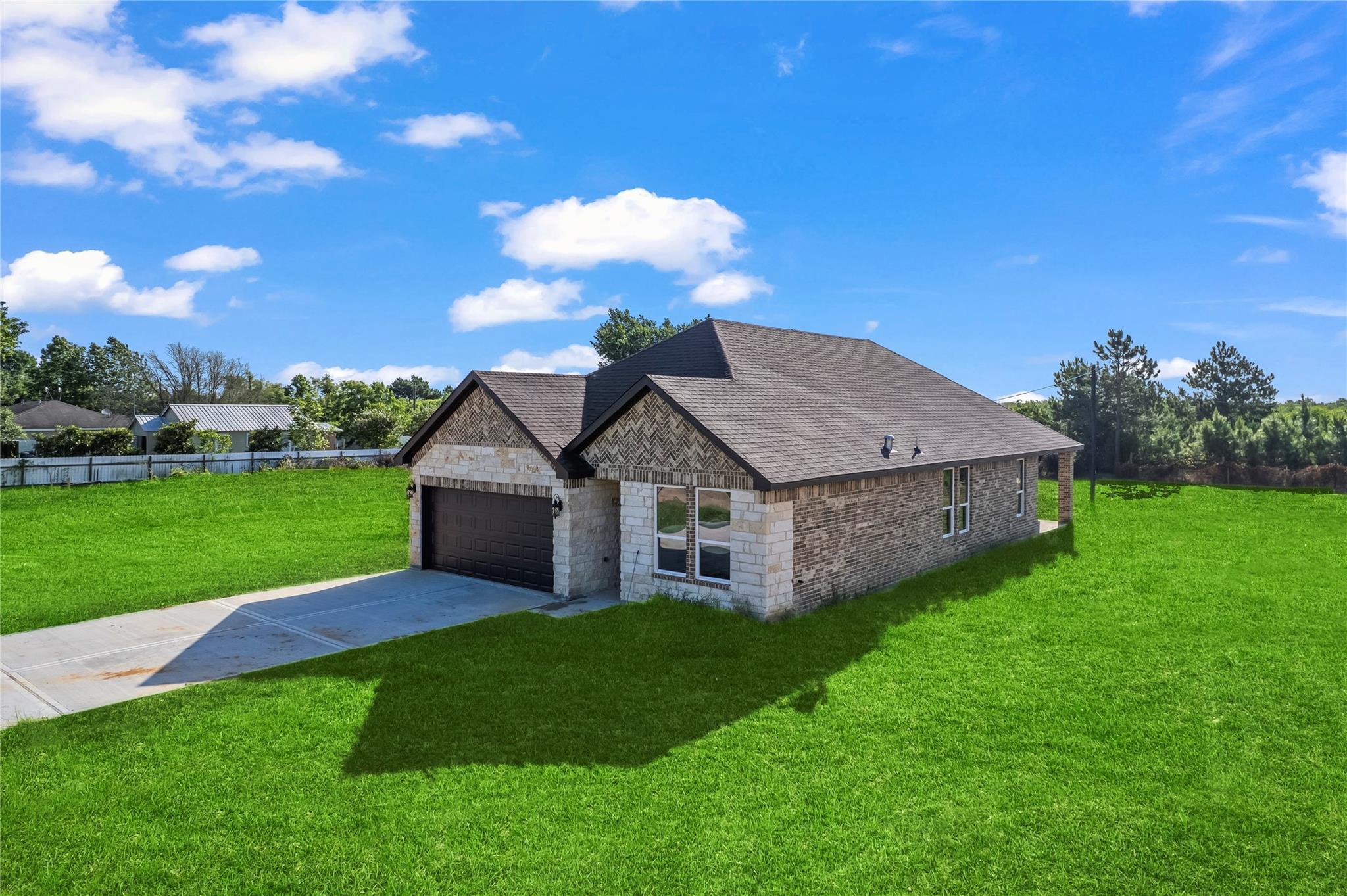 Property Photo:  244 Alleda Road  TX 77484 