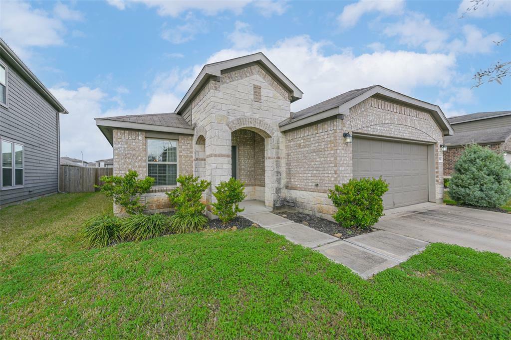 6735 Cortenridge Lane  Houston TX 77048 photo