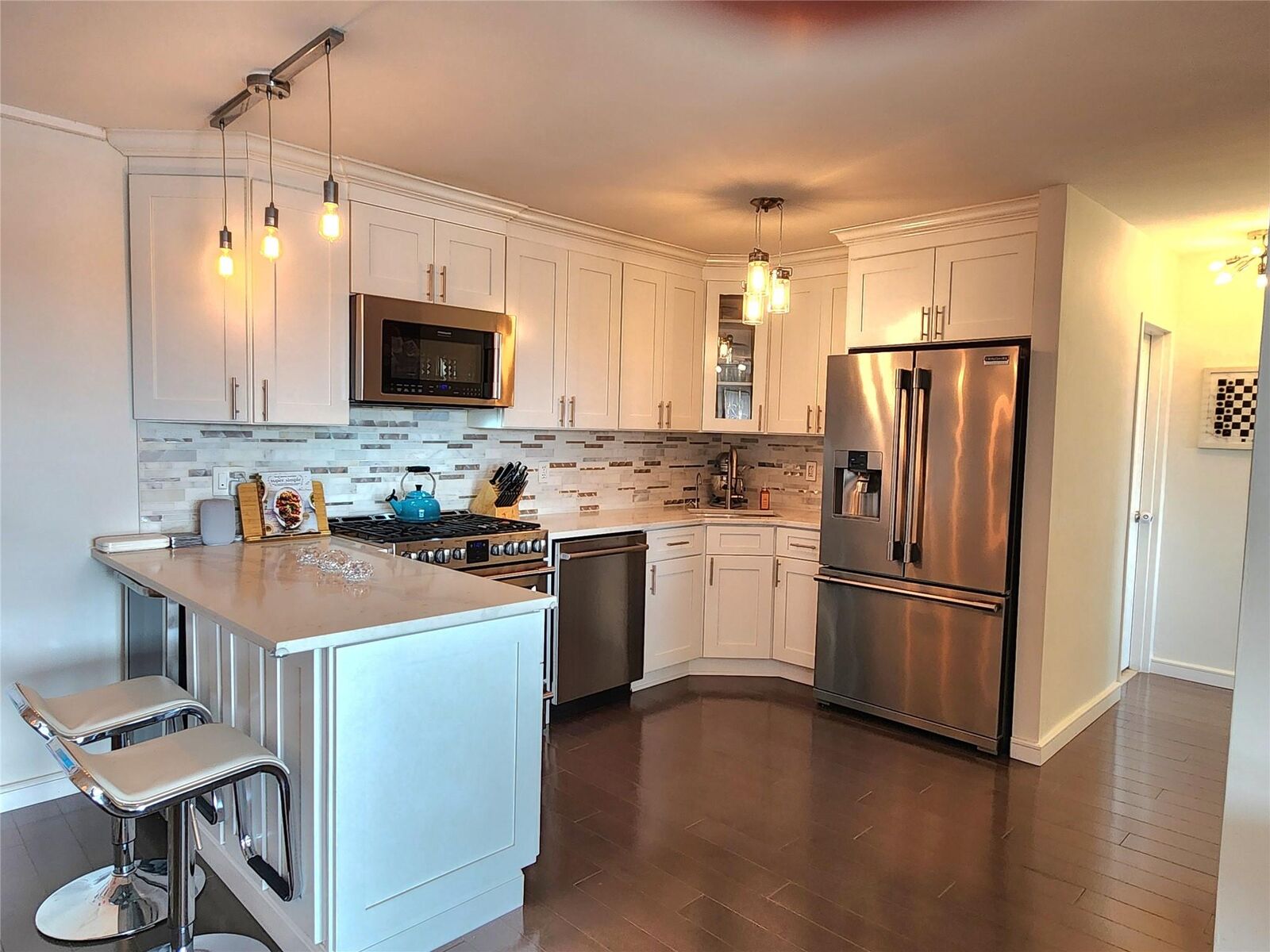 Property Photo: 18-15 215th Street 6 P NY 11360