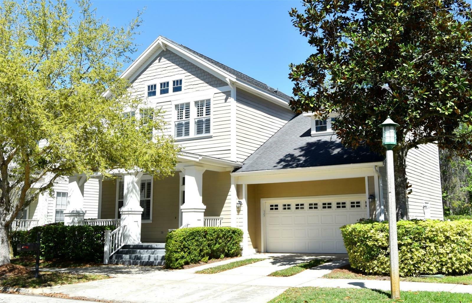 Property Photo: 1027 Banks Rose Street FL 34747