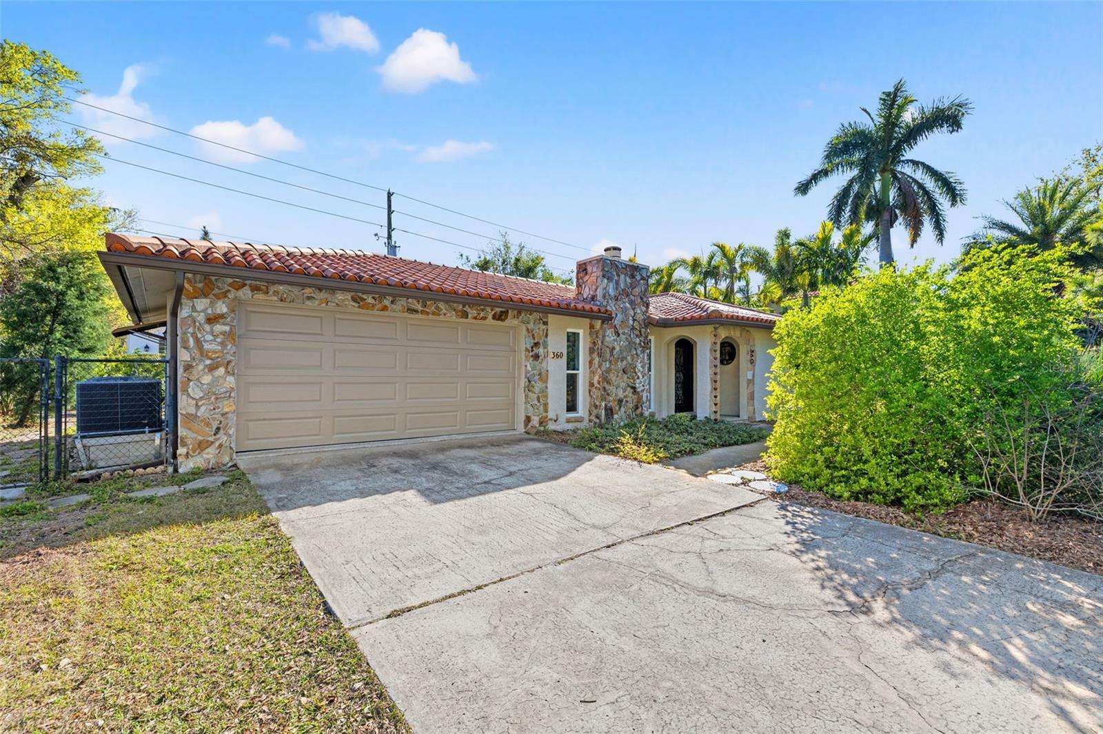 360 22nd Avenue NE  St Petersburg FL 33704 photo