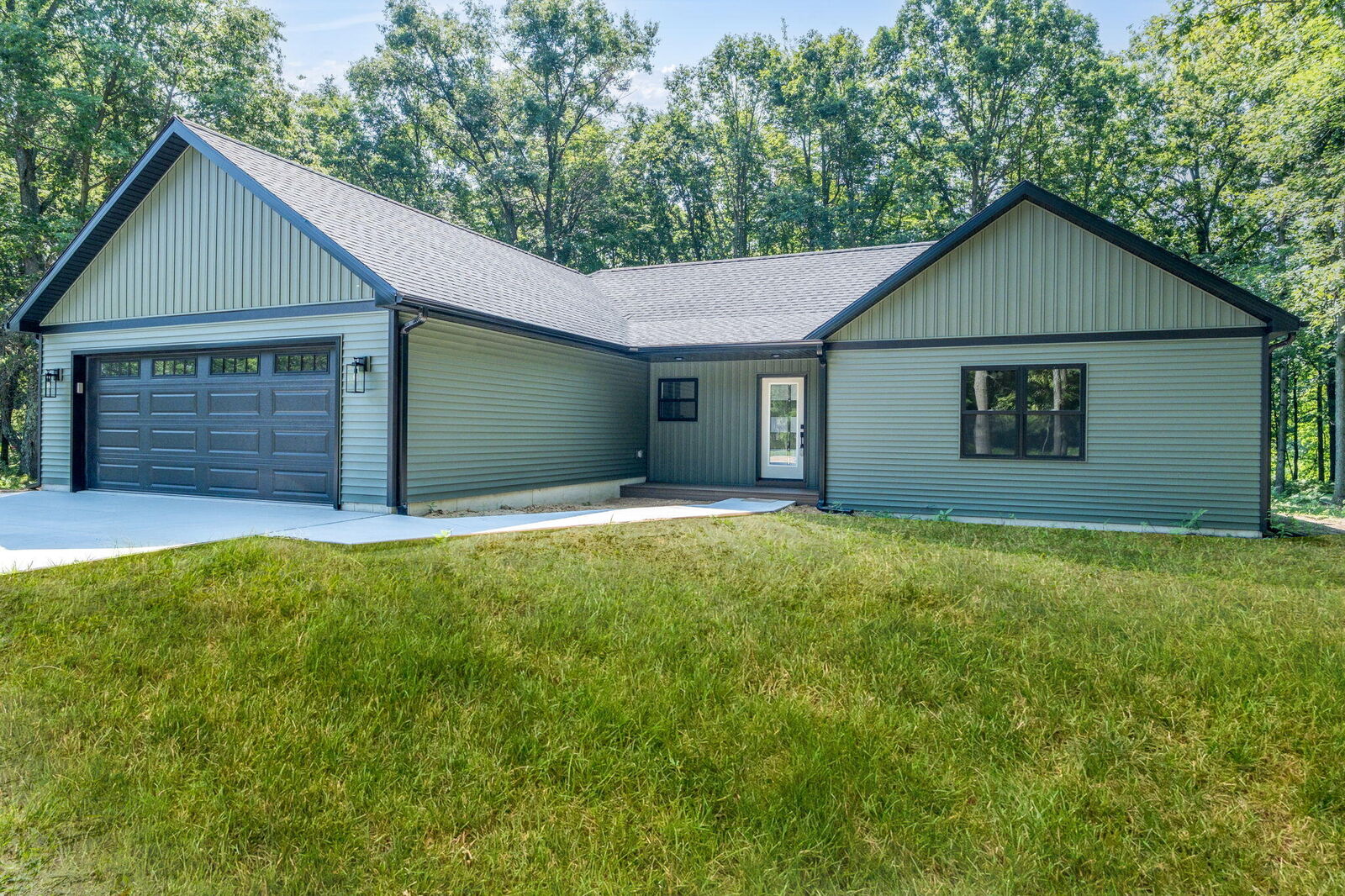 Property Photo: 6897 Abbey Lane MI 49346