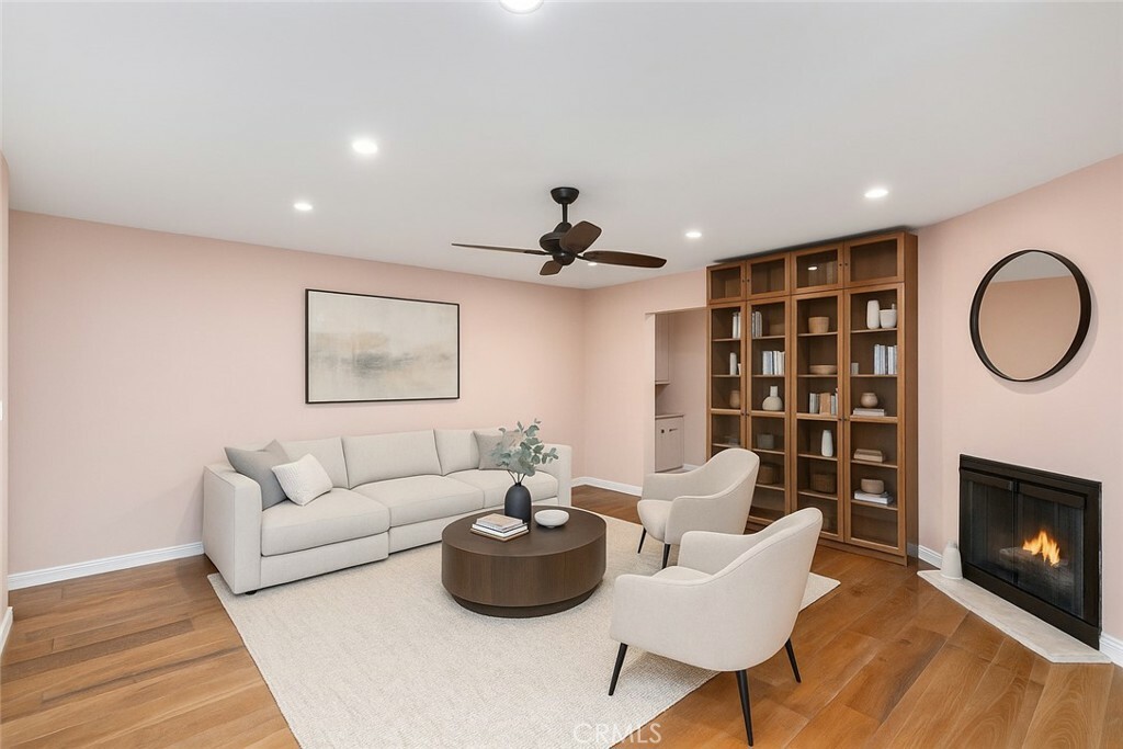 Property Photo: 1228 14th Street 105 CA 90404