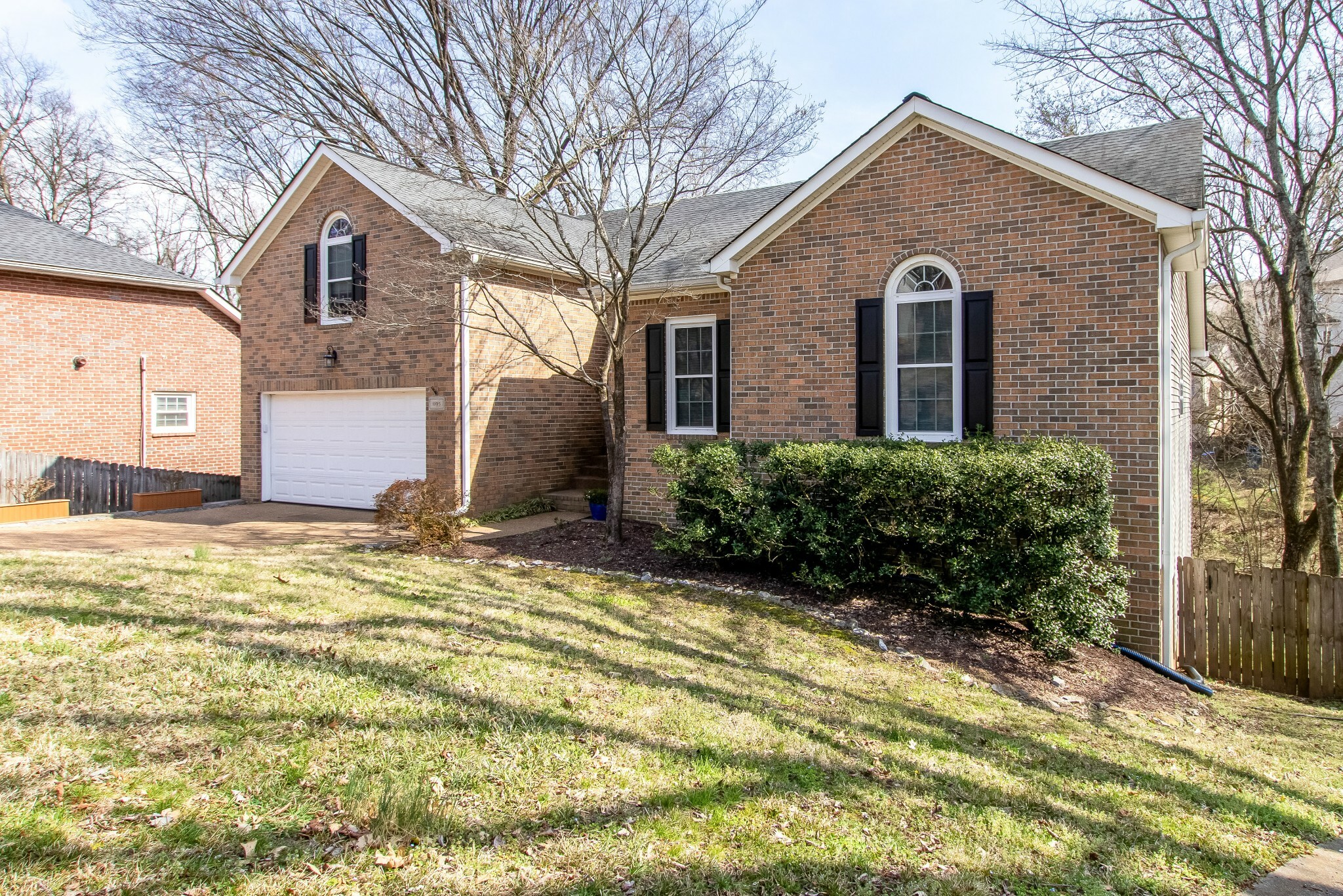 Property Photo: 1105 Elmshade Ct TN 37211