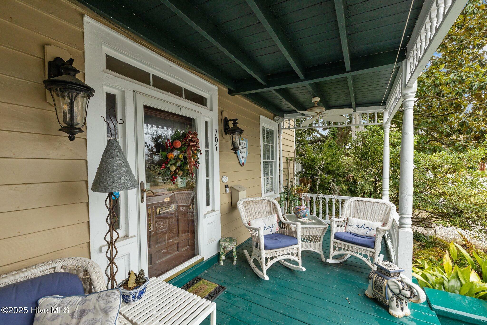 Property Photo: 707 Ann Street NC 28516