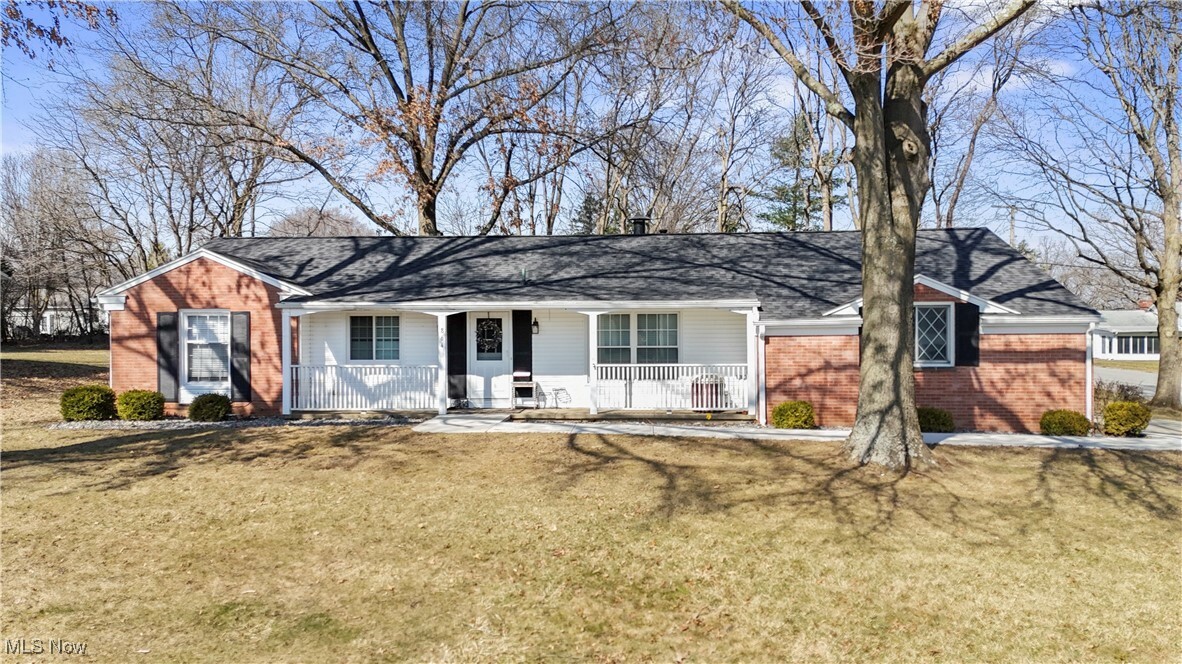 Property Photo:  864 Country Club Lane  OH 44805 