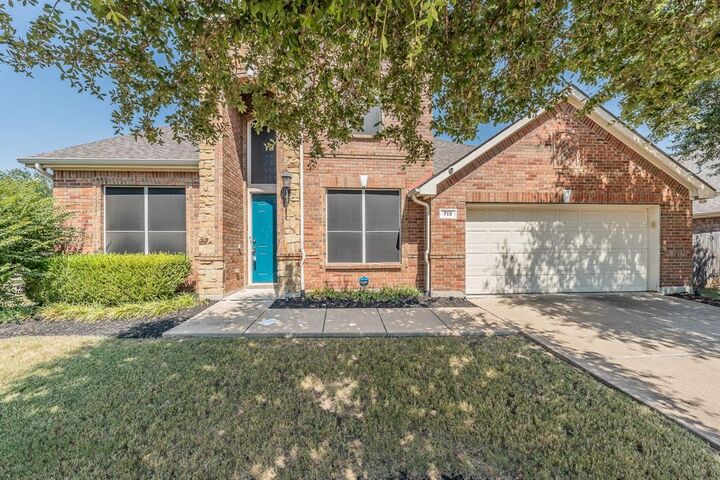 Property Photo: 713 Cross Meadow Boulevard TX 76063