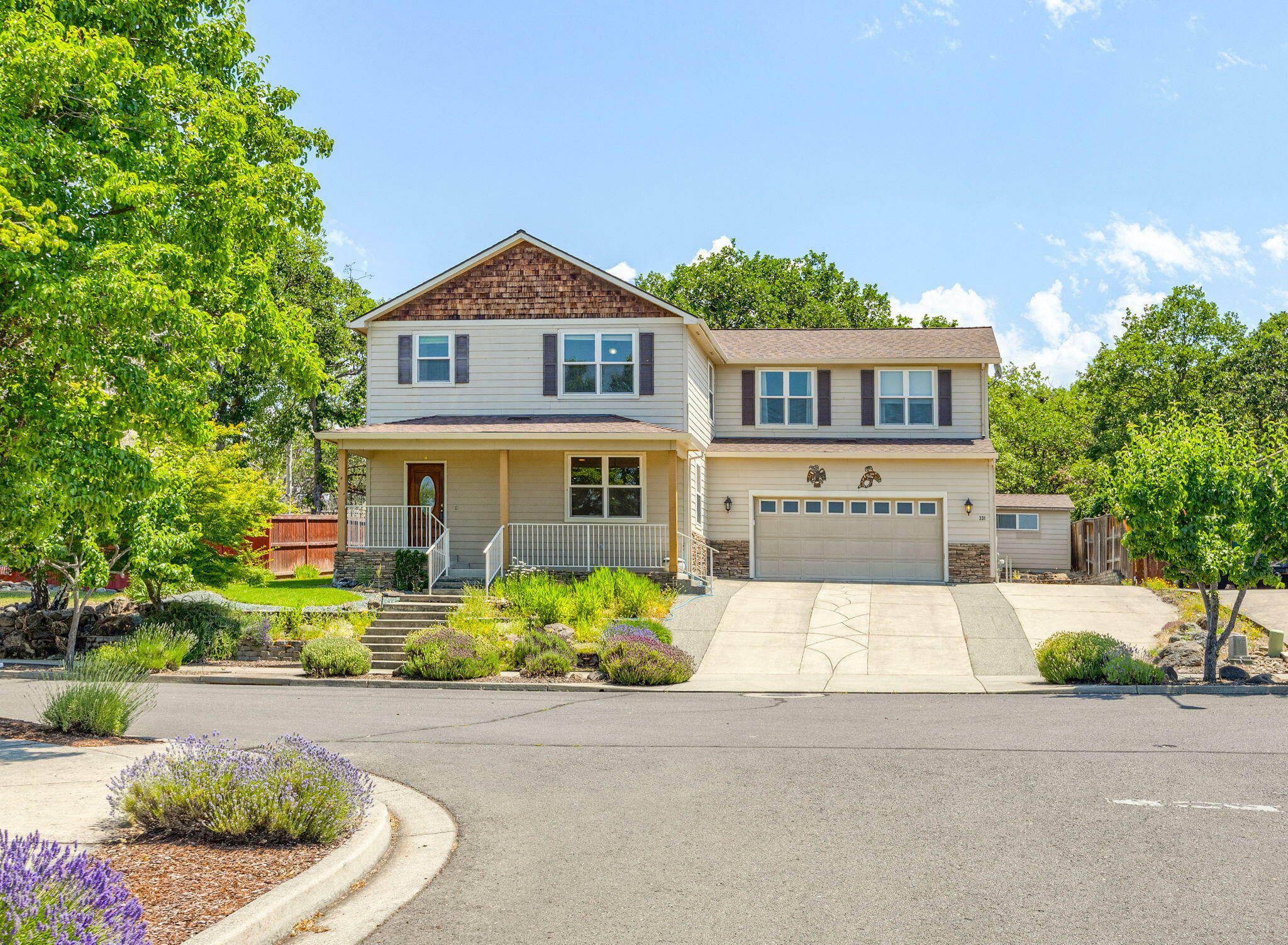 Property Photo: 331 Patricia Lane OR 97524