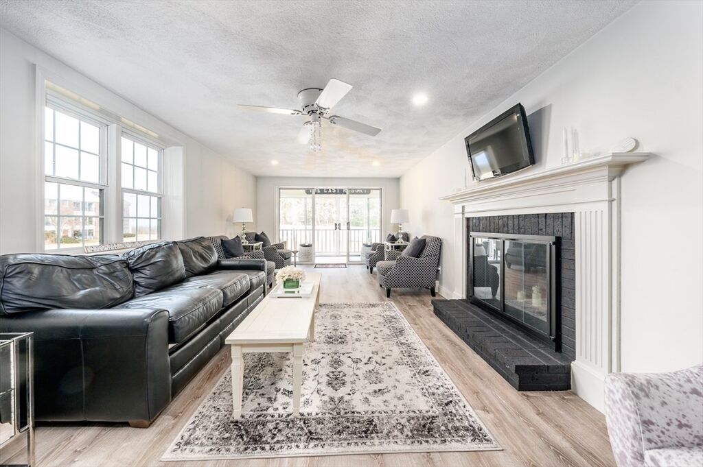 Property Photo:  91 Highview Dr 91  MA 02563 