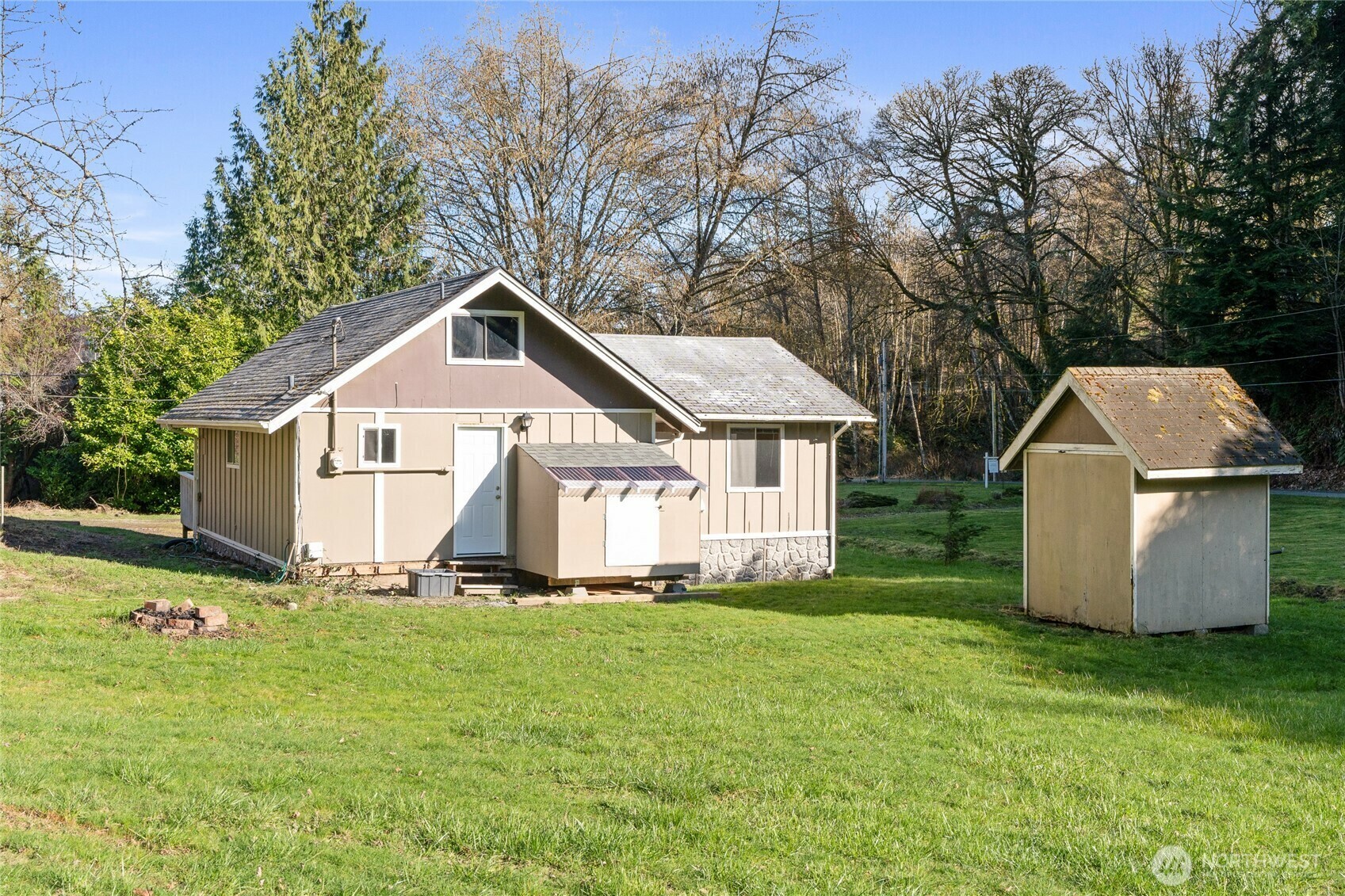 Property Photo: 8990 SE Colvos Drive WA 98359