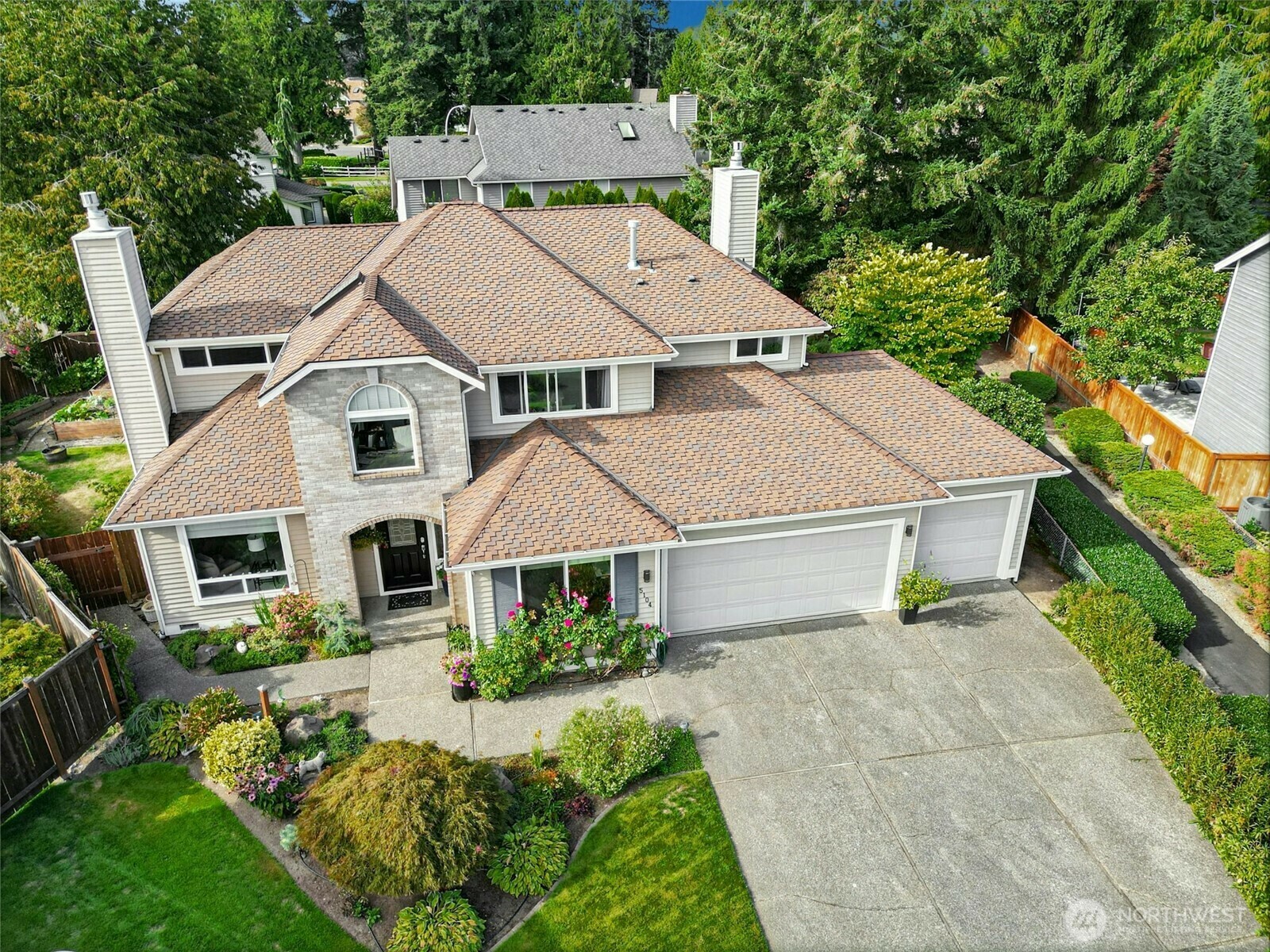 Property Photo:  5104 NE 18th Court  WA 98059 