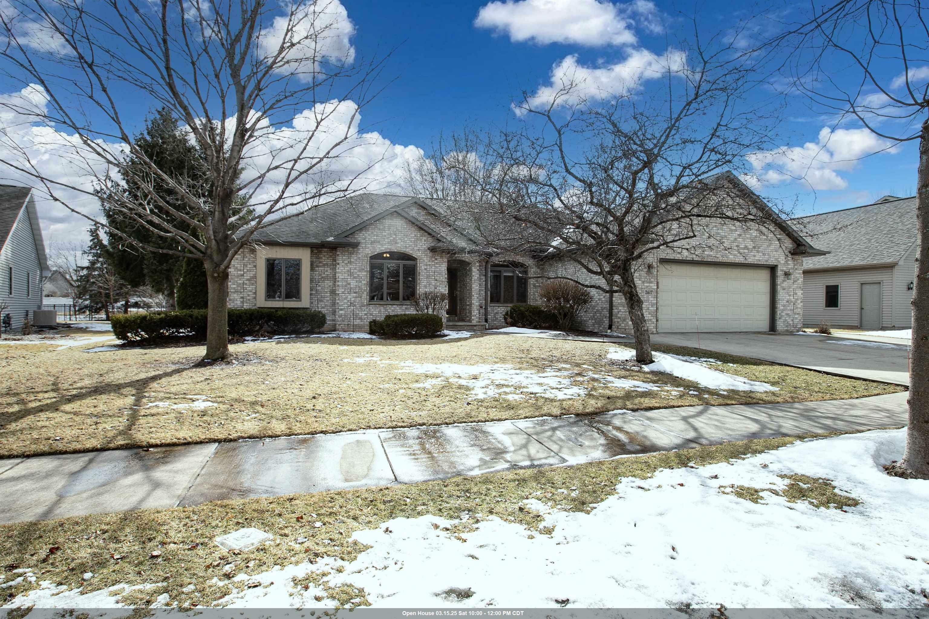 Property Photo:  2617 E Gatewood Drive  WI 54915 