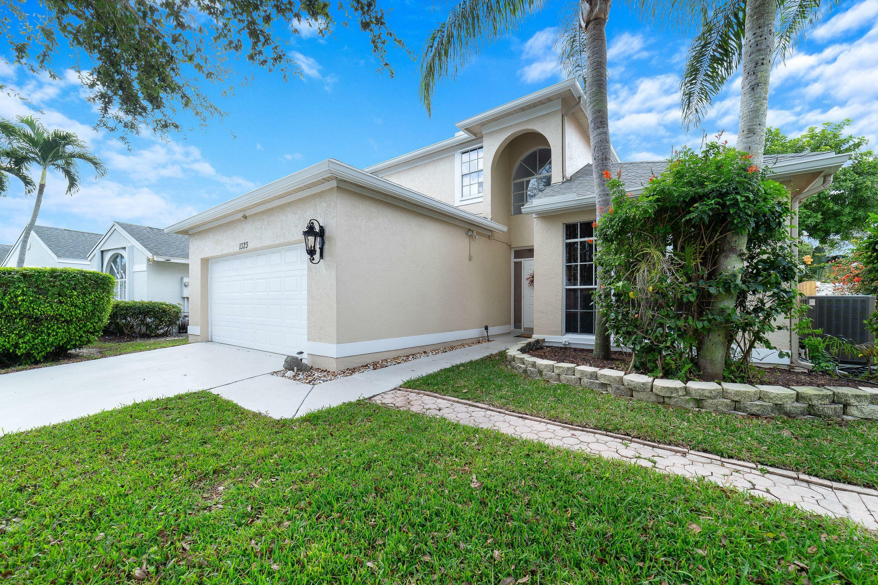 Property Photo:  1323 Fairfax Circle E  FL 33436 