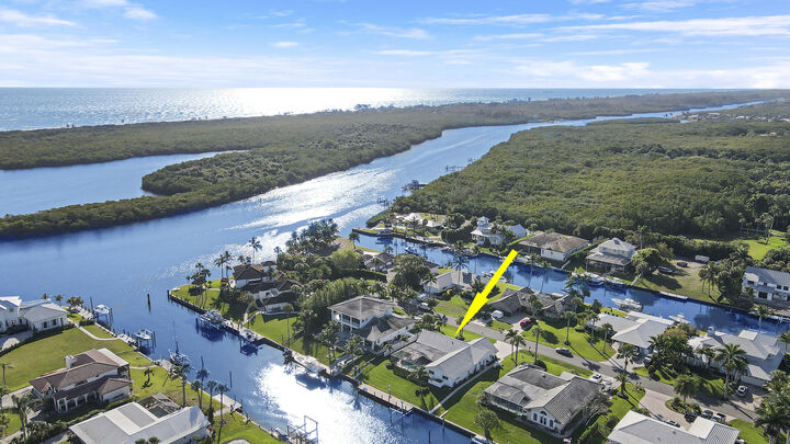 8579 SE Sabal Street  Hobe Sound FL 33455 photo