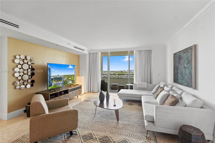 Property Photo: 3400 SW 27th Ave 1505 FL 33133