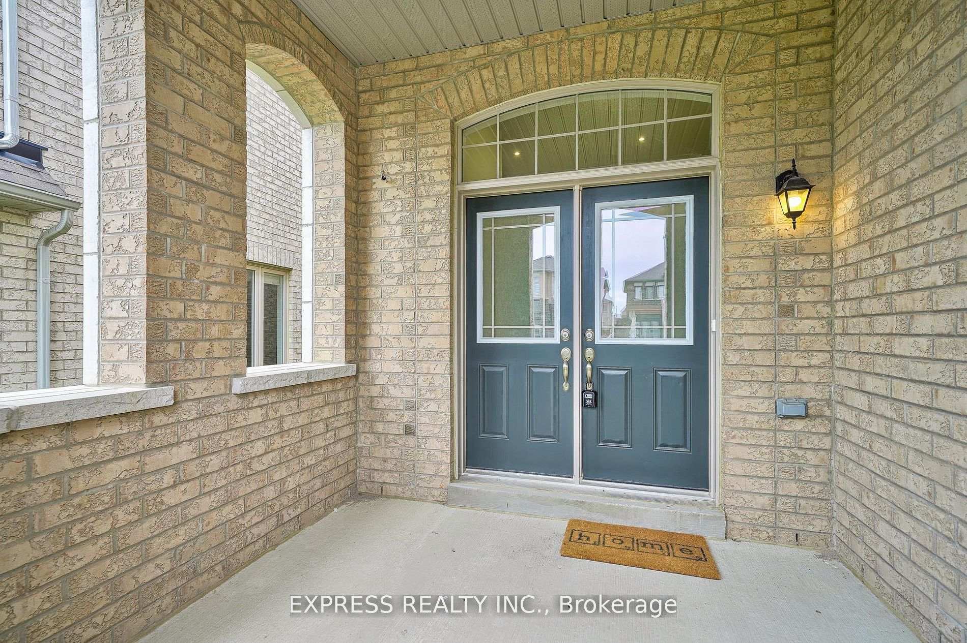 Property Photo: 6 Morley Cres ON L1R 0P1
