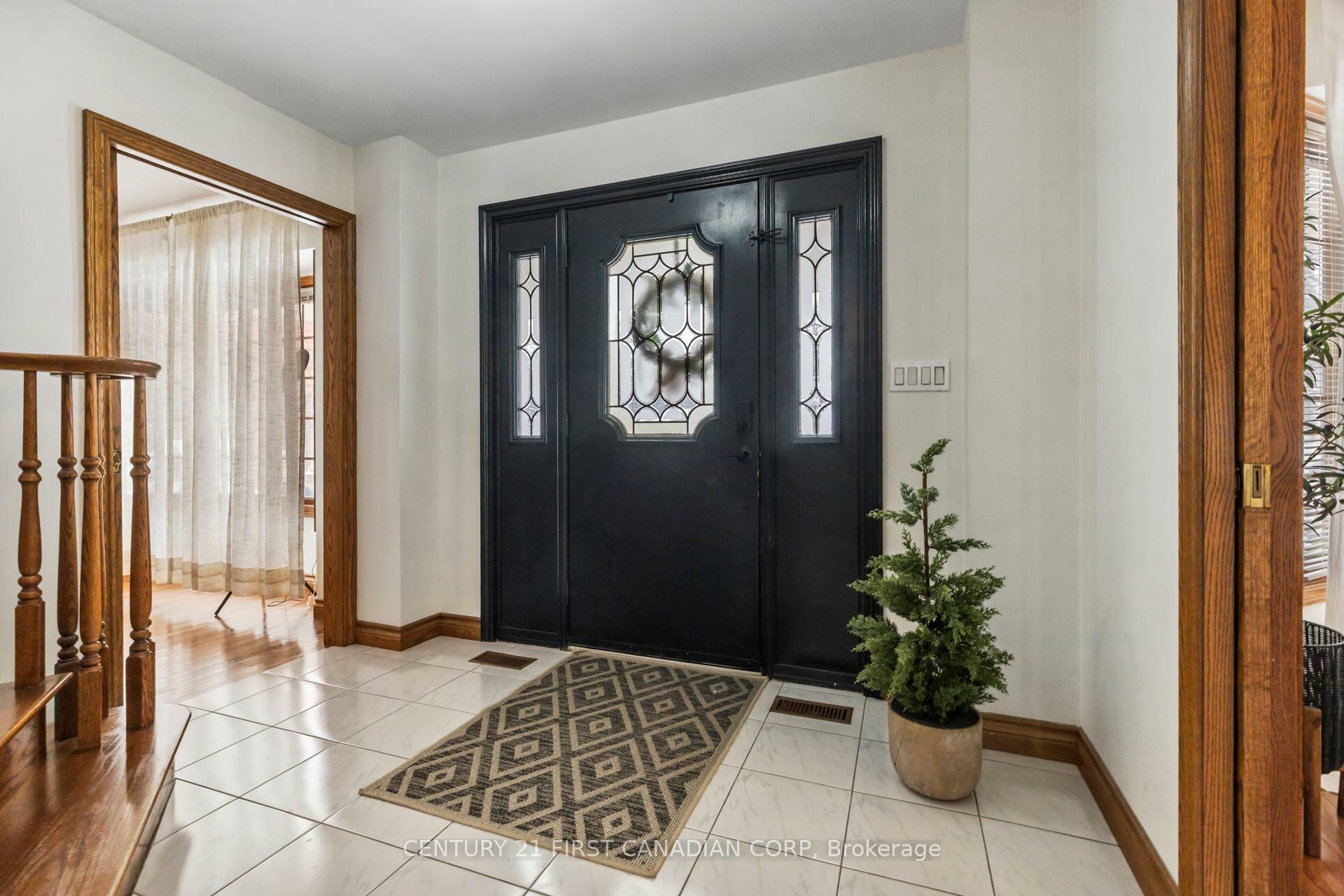 Property Photo: 296 Head Street N ON N7G 3Z2