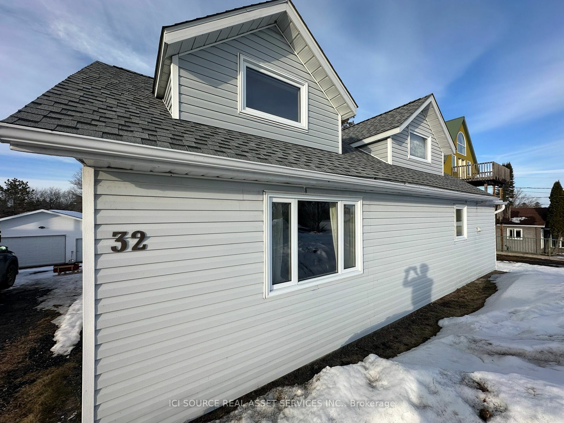 32 Kay St W  Kenora ON P9N 3S3 photo