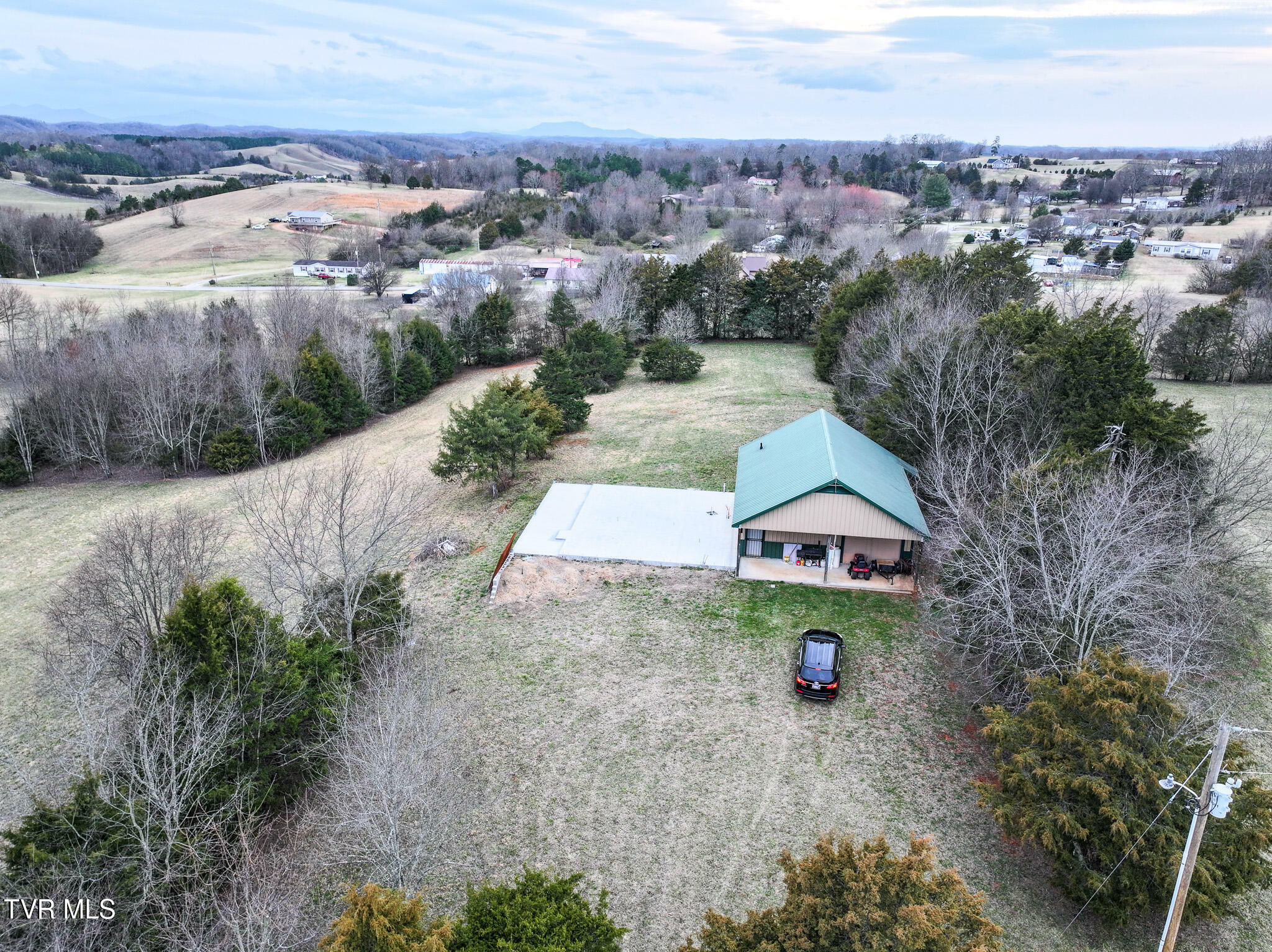 Property Photo:  1365 McMillan Road  TN 37809 