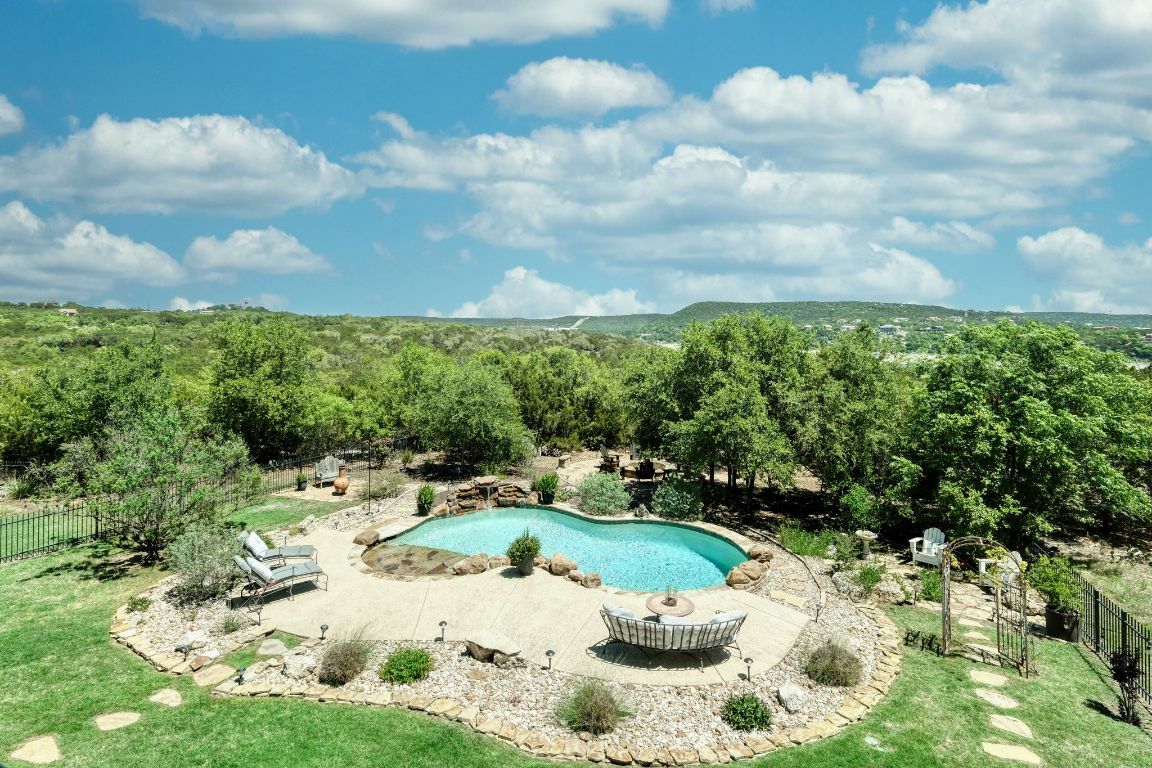 Property Photo:  8205 Moon Rise Trail  TX 78645 