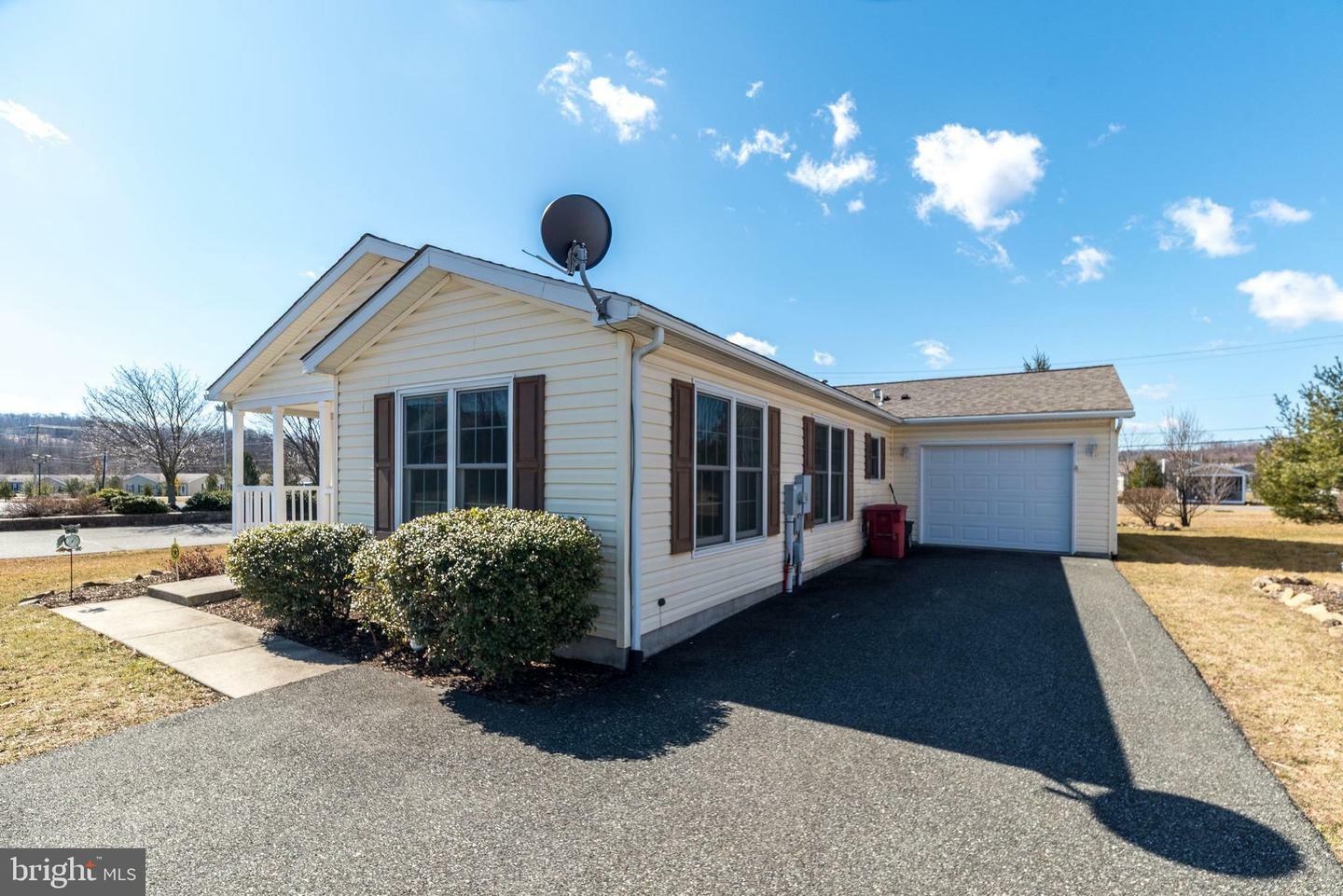 Property Photo:  22 Red Wing Drive  PA 19505 