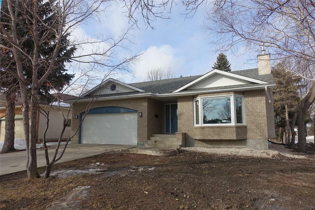 4 Hookway Crescent  Winnipeg MB R3R 3R9 photo