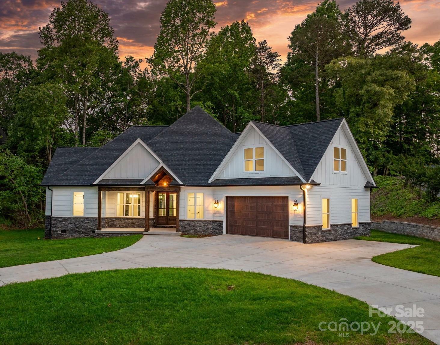 3732 Whitney Drive NE  Hickory NC 28601 photo