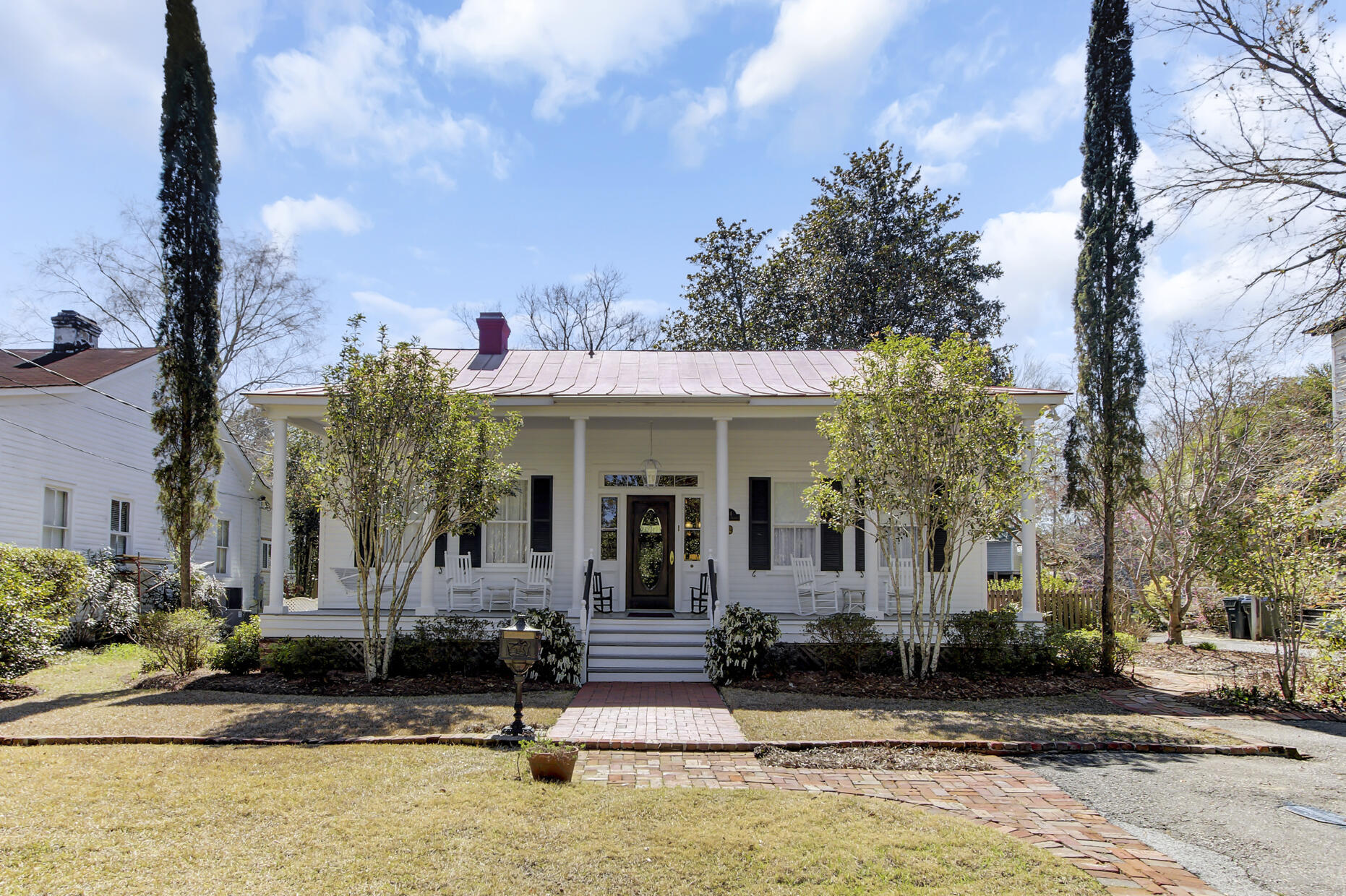 Property Photo:  214 E Doty Avenue  SC 29483 