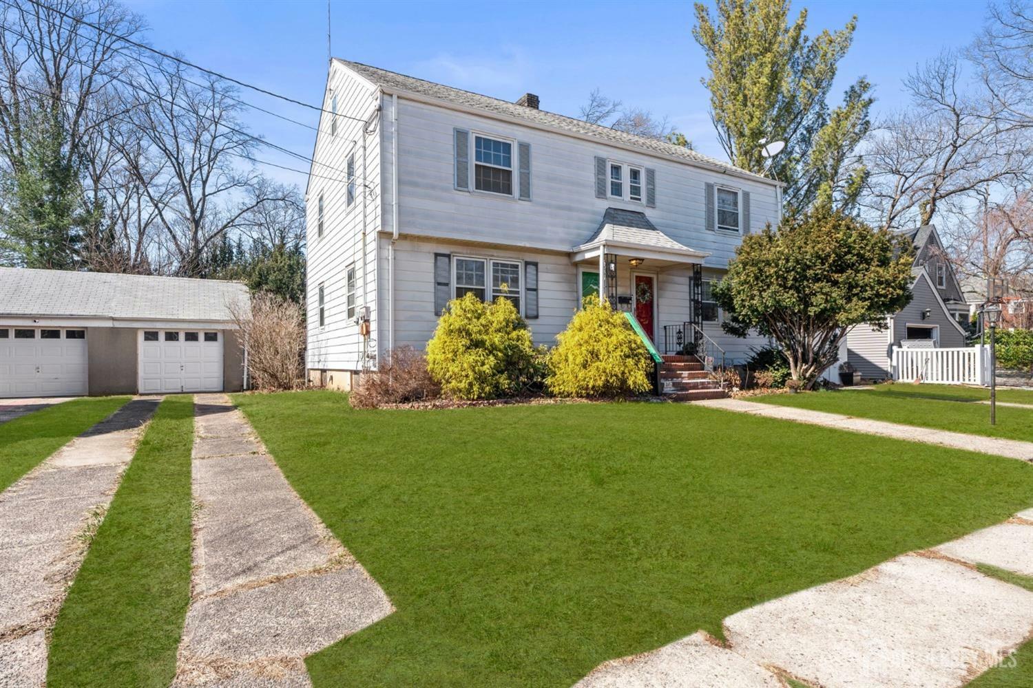 Property Photo:  29 Sidney Place  NJ 08840 