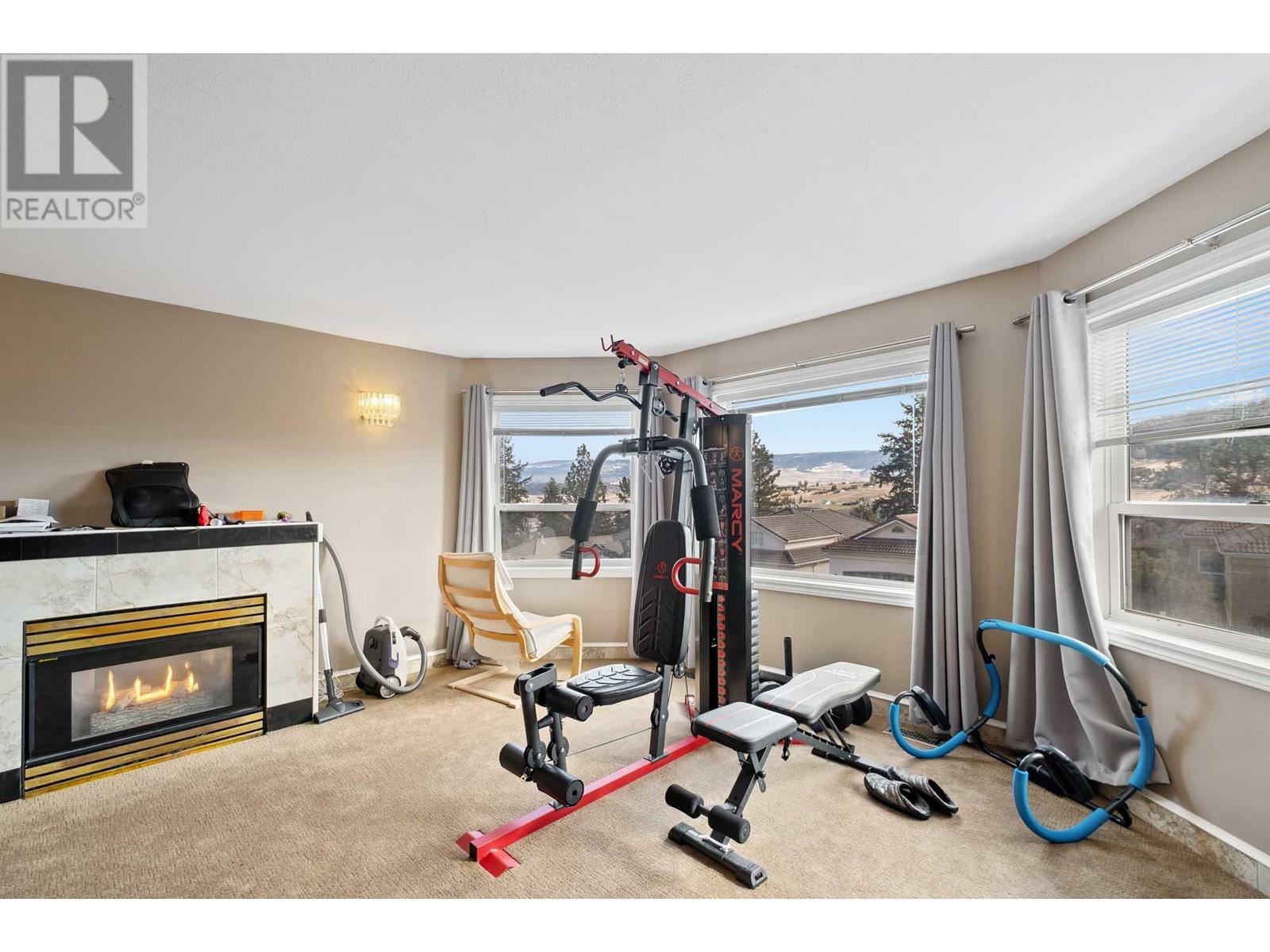 Property Photo: 452 Glen Pine Court 9 BC V1V 1W7