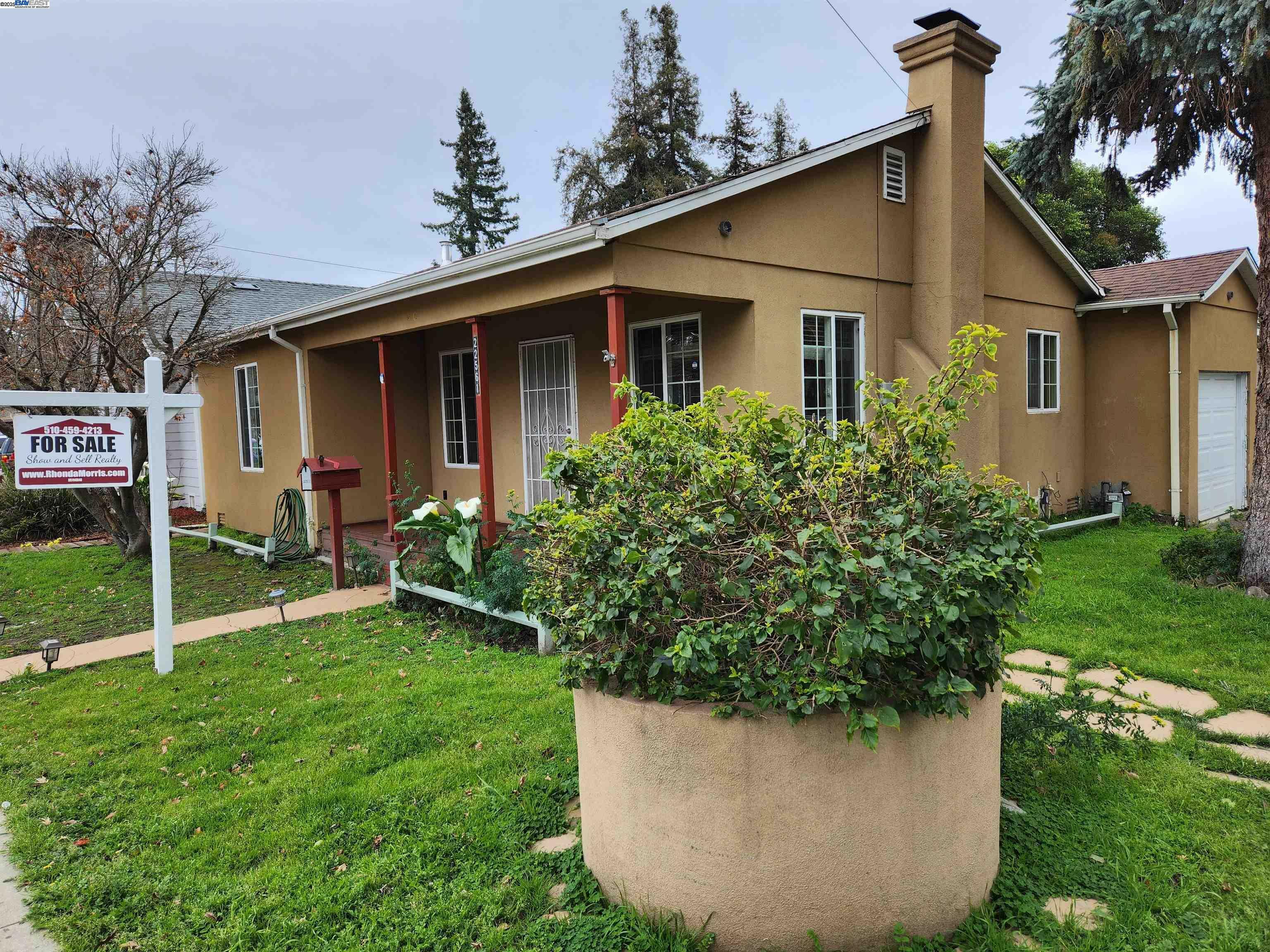 Property Photo: 22561 Pearl Ave CA 94541