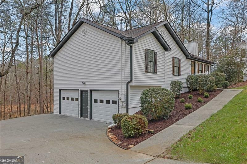 Property Photo:  210 Fairview Cove  GA 30107 