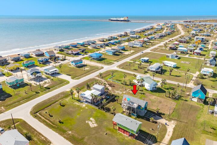 Property Photo:  307 Murex Drive  TX 77541 