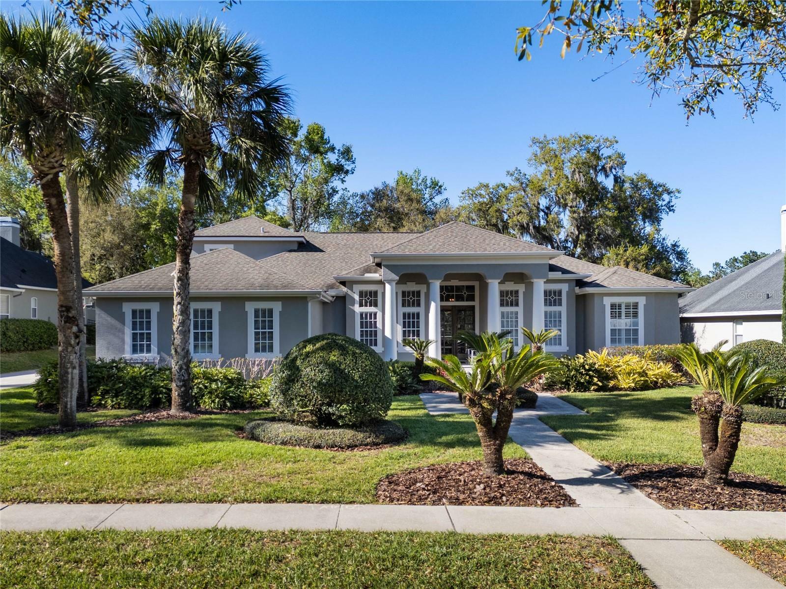 Property Photo: 114 Cherry Creek Circle FL 32708