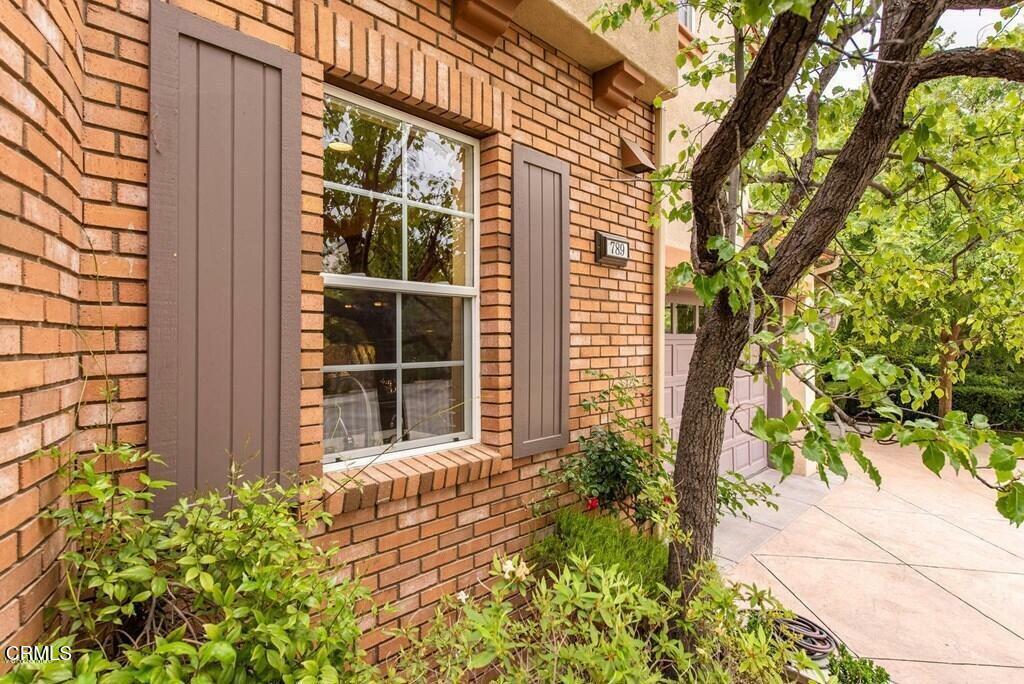Property Photo: 789 Hartglen Avenue CA 91361