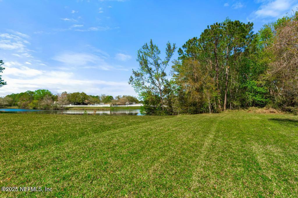 Property Photo: 10263 Forest Haven Drive N FL 32257
