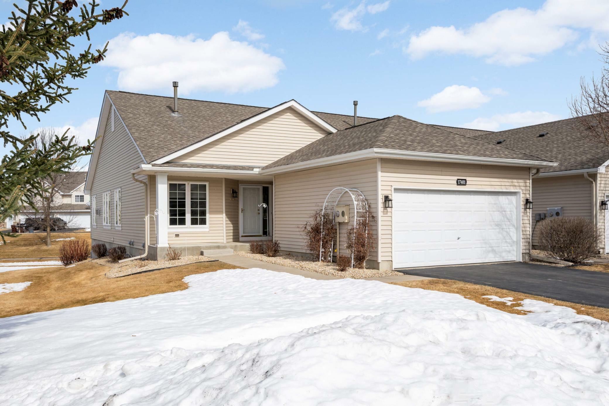 Property Photo:  17401 Deerfield Drive SE  MN 55372 