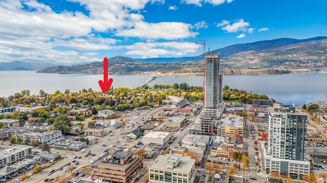 Photo de la propriété:  151 Lake Avenue  BC V1Y 5W4 