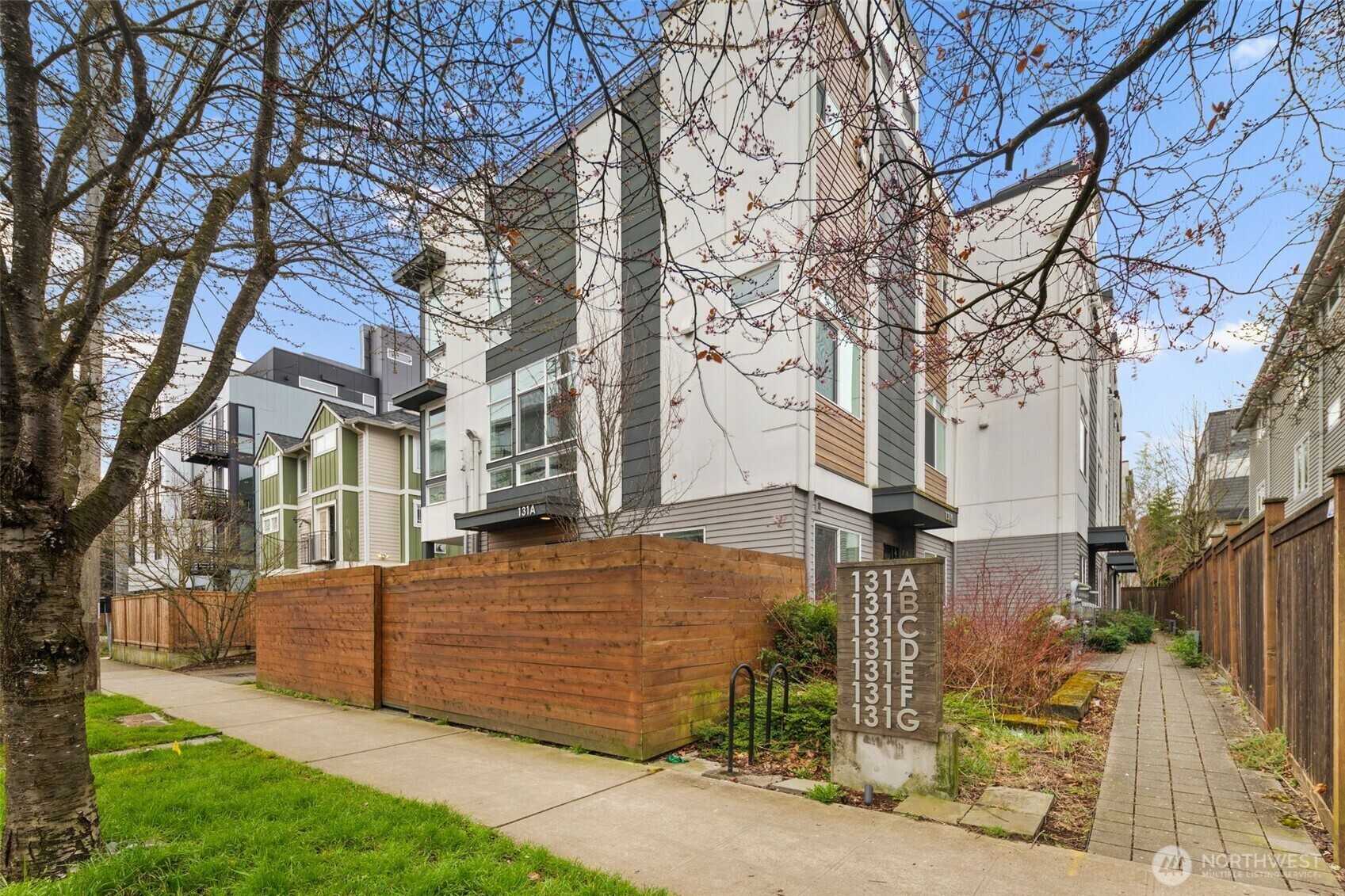 Property Photo: 131 22nd Avenue E WA 98112