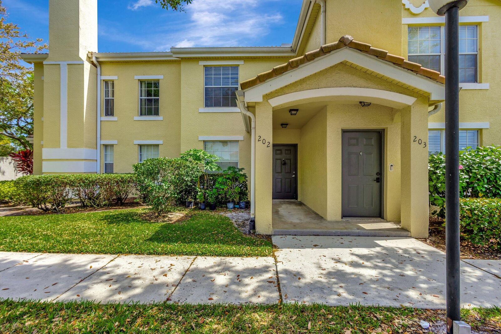 Property Photo: 170 SW Peacock Boulevard 36-202 FL 34986