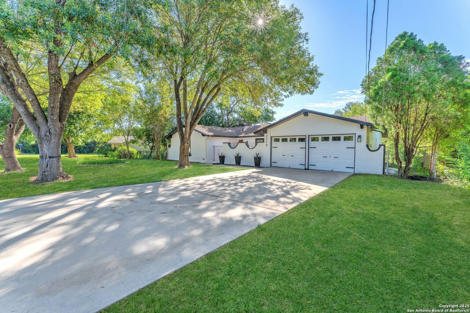 Property Photo: 7714 Green Glen TX 78255