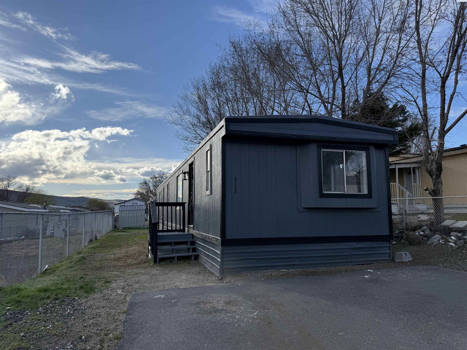 Property Photo:  313 Sahara Ct  WA 99353 
