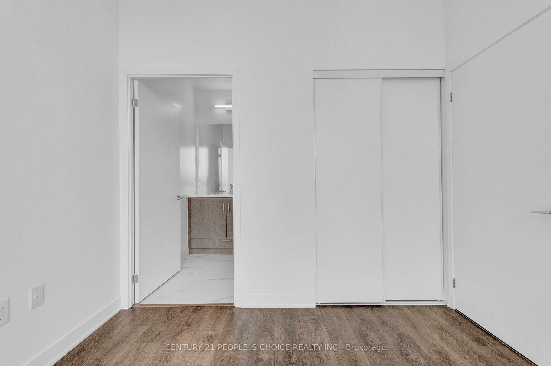 Property Photo: 10 Honeycrisp Crescent 316 ON L4K 0M7
