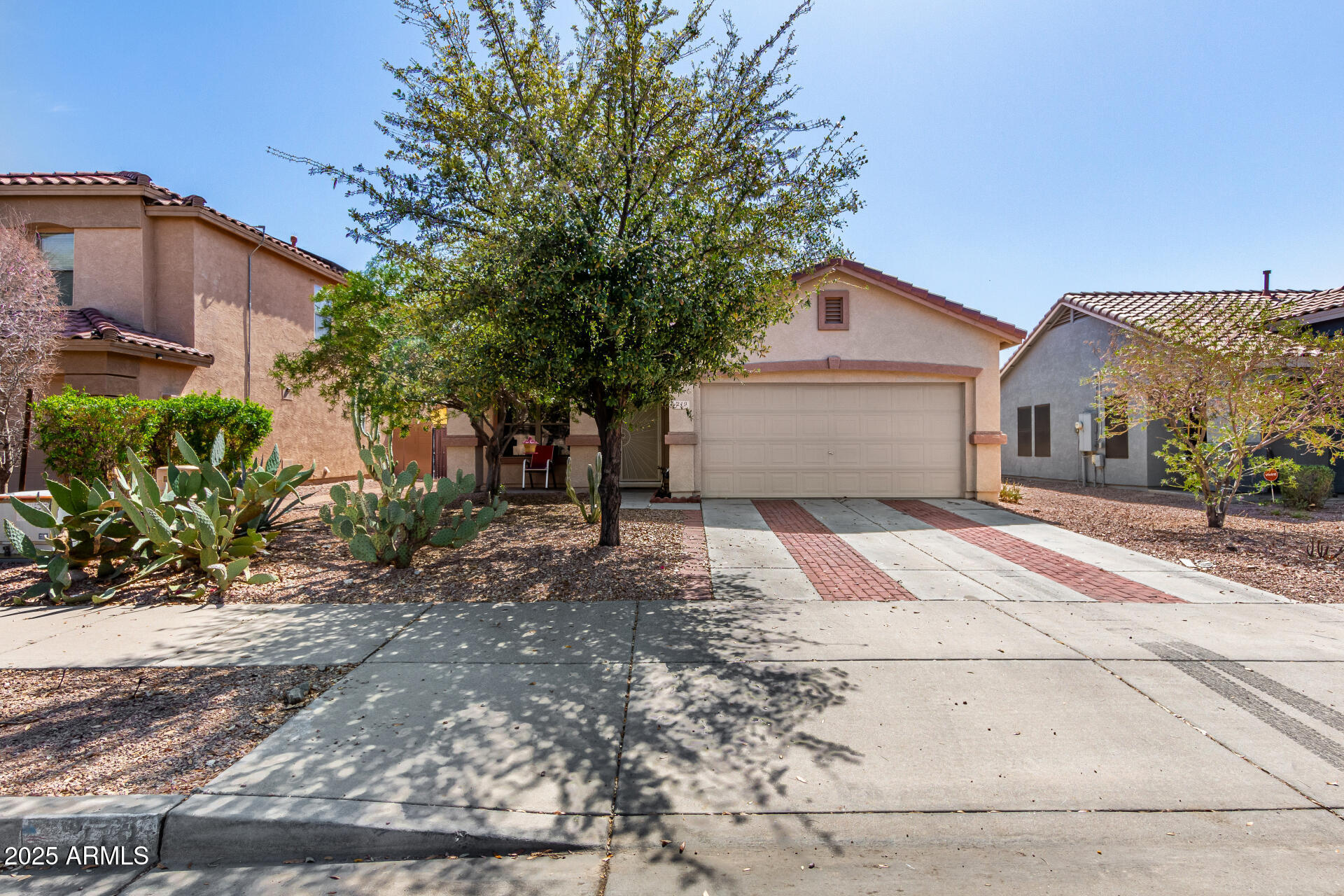 219 E Valley View Drive  Phoenix AZ 85042 photo