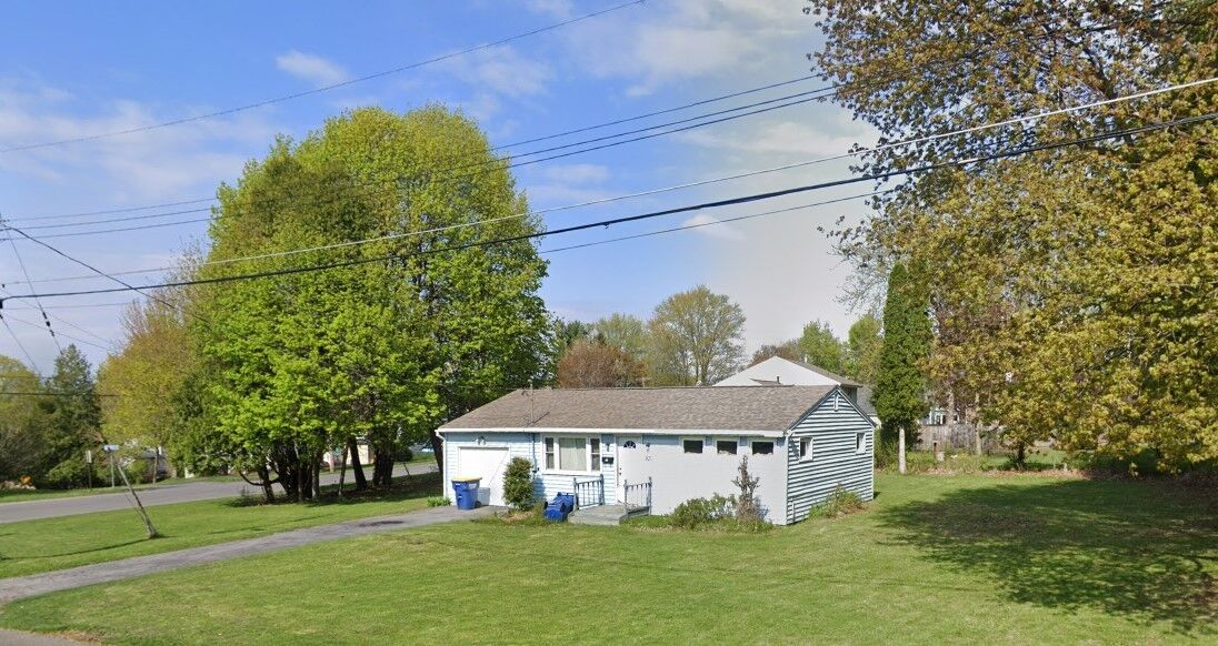 Property Photo:  101 Fairwood Drive  NY 13219 