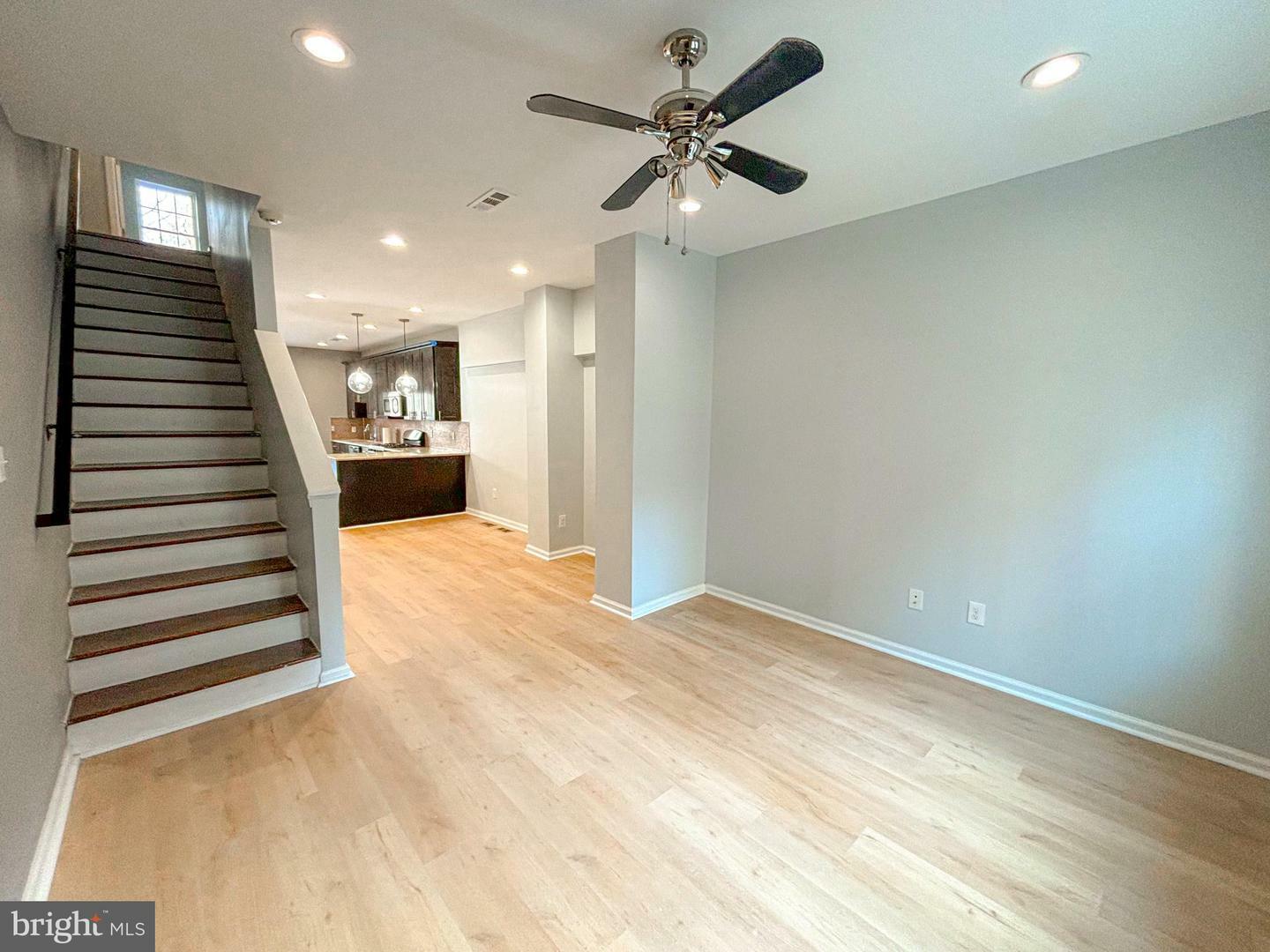 753 S Chadwick Street  Philadelphia PA 19146 photo