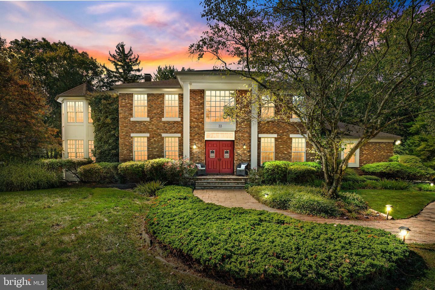 Property Photo: 33 Wellington Court NJ 08502
