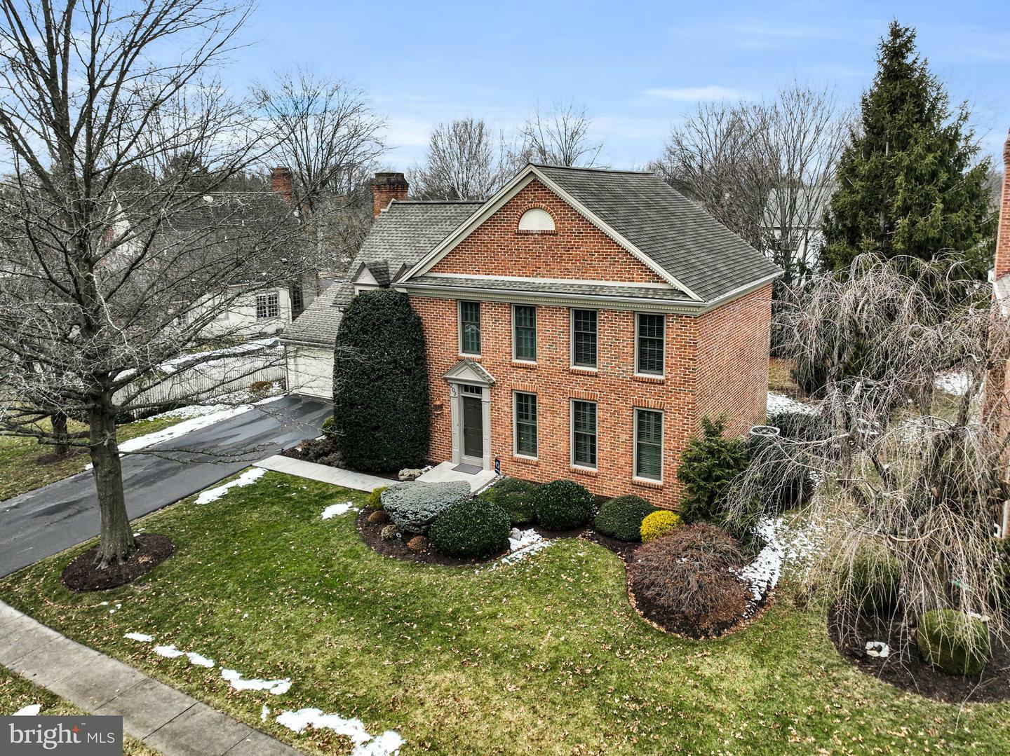 Property Photo: 203 Saint James Court PA 17050